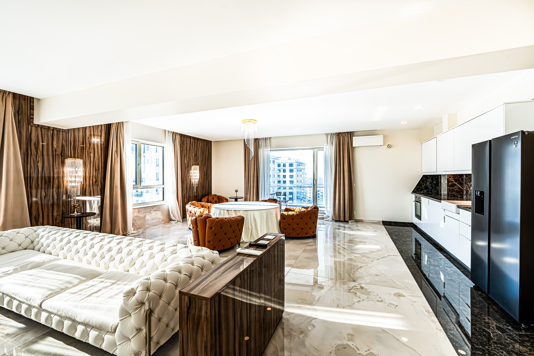 PRIVÉ